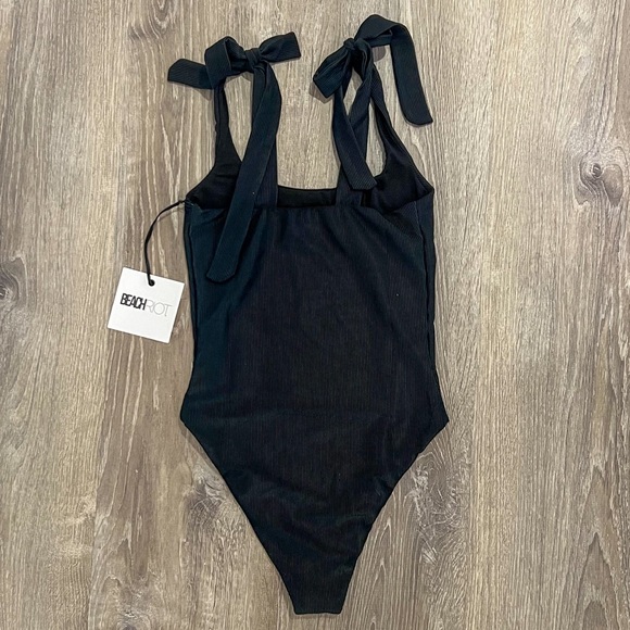 NWT BEACH RIOT Sydney Black One Piece Swimsuit - Picture 11 of 15